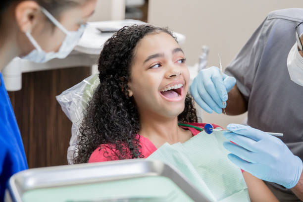 Best Weekend Emergency Dental Services in Mcqueeney, TX